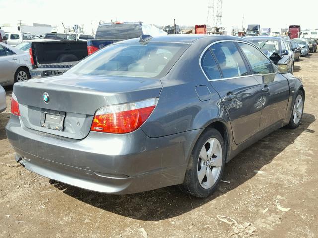 WBANF33597CW70150 - 2007 BMW 525 XI GRAY photo 4
