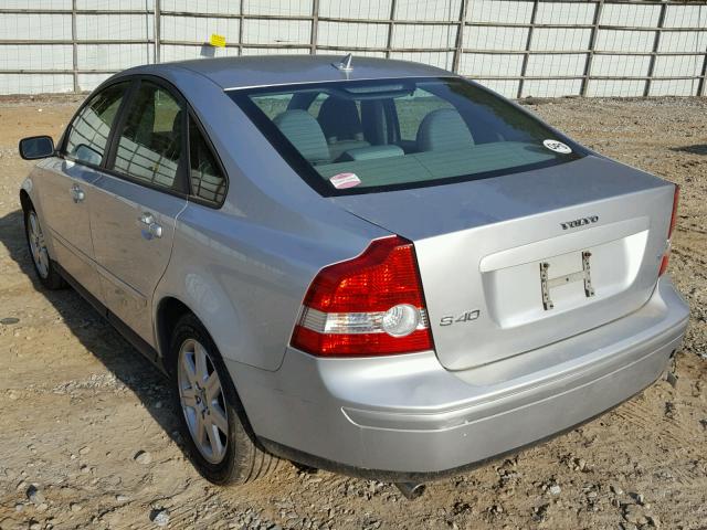 YV1MS682952048963 - 2005 VOLVO S40 T5 SILVER photo 3