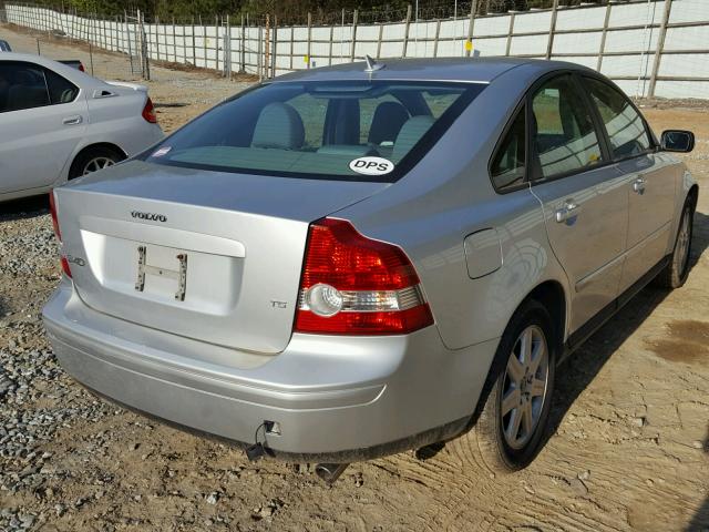 YV1MS682952048963 - 2005 VOLVO S40 T5 SILVER photo 4