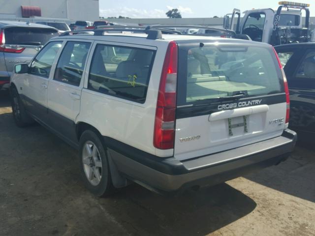 YV1LZ56D3X2580458 - 1999 VOLVO V70 XC WHITE photo 3