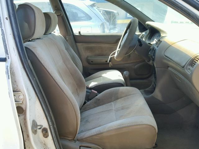 1Y1SK5266TZ042525 - 1996 GEO PRIZM BASE WHITE photo 5