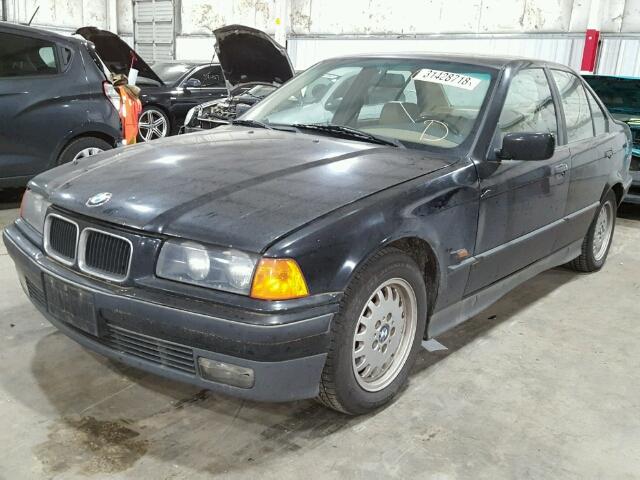 WBACB4323SFM04998 - 1995 BMW 325 I AUTO BLACK photo 2
