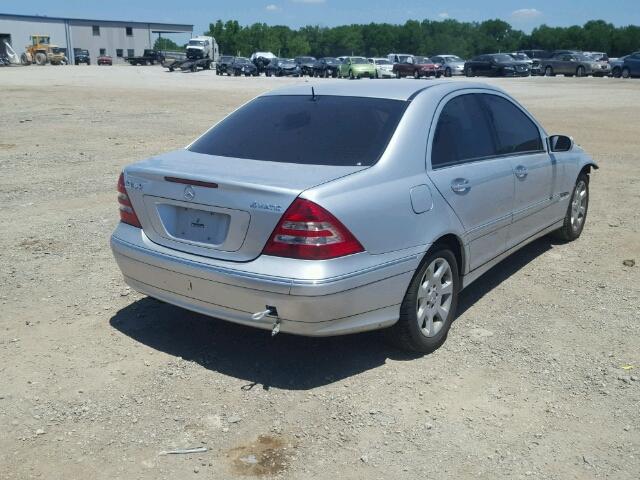 WDBRF92H06F761449 - 2006 MERCEDES-BENZ C GENERATI SILVER photo 4