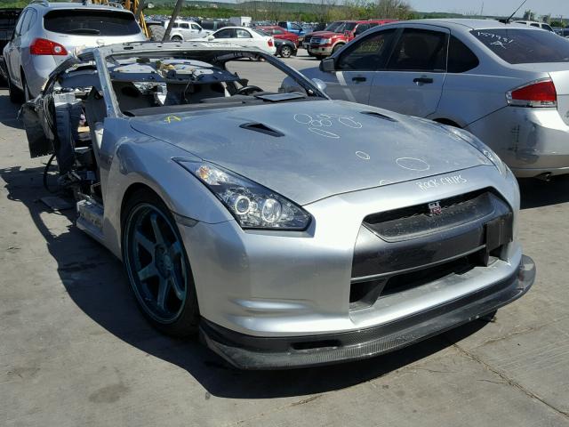 JN1AR54F89M252674 - 2009 NISSAN GT-R BASE SILVER photo 1