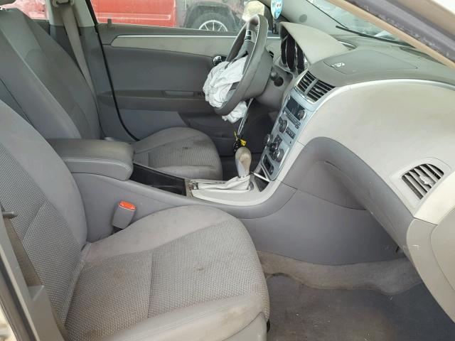 1G1ZG57B68F191769 - 2008 CHEVROLET MALIBU LS SILVER photo 5