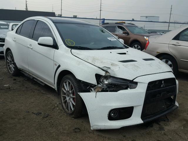 JA32W8FV2EU015042 - 2014 MITSUBISHI LANCER EVO WHITE photo 1