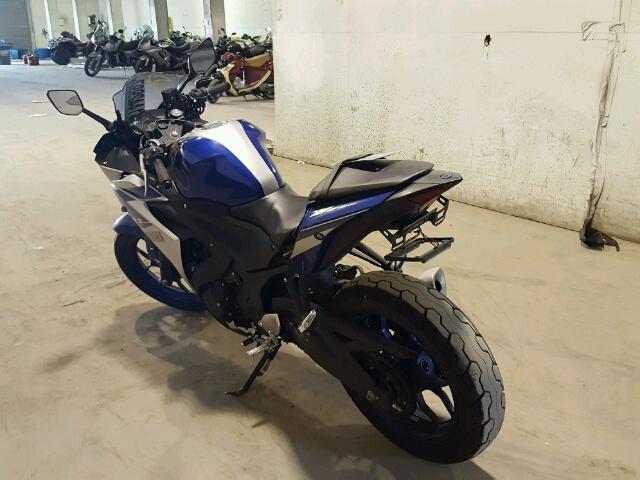 MH3RH06Y5FK006307 - 2015 YAMAHA YZFR3 BLUE photo 3