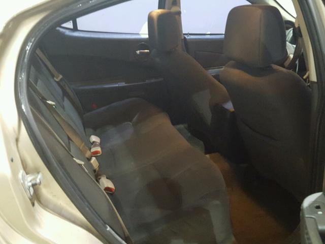 2G2WP522351134339 - 2005 PONTIAC GRAND PRIX BEIGE photo 6