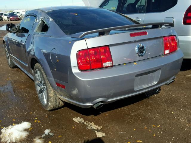 1ZVFT82H975294897 - 2007 FORD MUSTANG GT GRAY photo 3