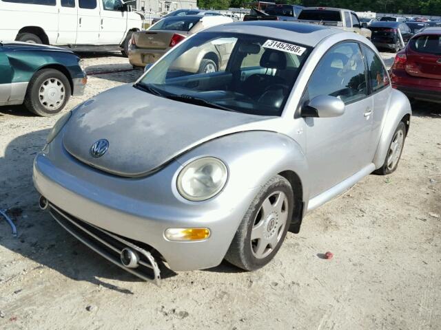 3VWCB21C41M472161 - 2001 VOLKSWAGEN NEW BEETLE ვერცხლისფერი ფოტო 2