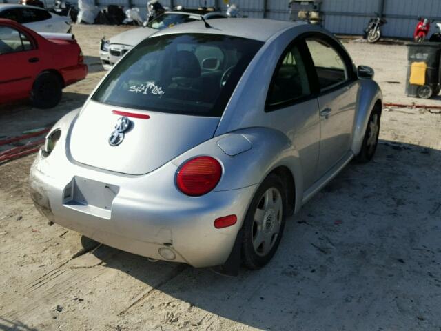 3VWCB21C41M472161 - 2001 VOLKSWAGEN NEW BEETLE ვერცხლისფერი ფოტო 4