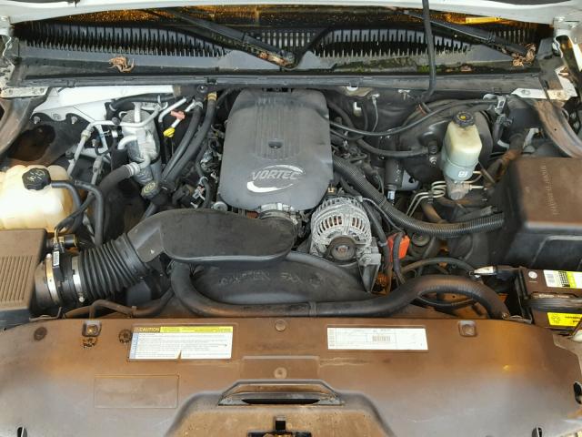 3GNFK16T51G125141 - 2001 CHEVROLET SUBURBAN K WHITE photo 7