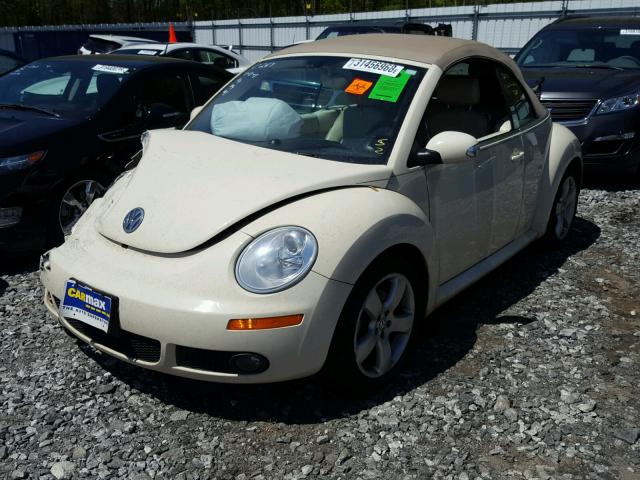 3VWSF31Y07M403266 - 2007 VOLKSWAGEN NEW BEETLE 棕色 照片 2