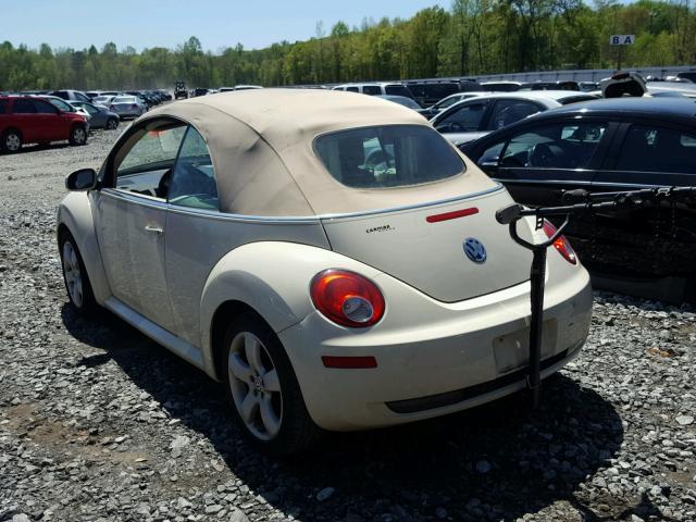 3VWSF31Y07M403266 - 2007 VOLKSWAGEN NEW BEETLE 棕色 照片 3