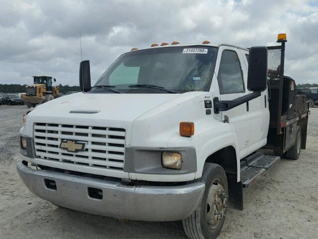 1GBE4E1967F425738 - 2007 CHEVROLET C4500 C4E0 WHITE photo 2