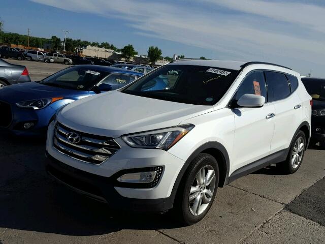 5XYZUDLA9DG017256 - 2013 HYUNDAI SANTA FE S WHITE photo 2