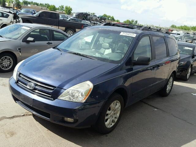 KNDMB233666042076 - 2006 KIA SEDONA BLUE photo 2