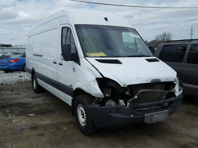 WDYPE8CCXD5746361 - 2013 FREIGHTLINER SPRINTER 2 WHITE photo 1