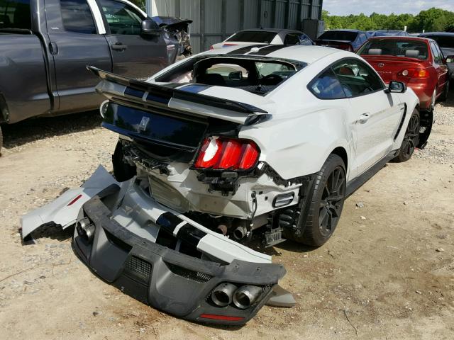 1FA6P8JZ9H5526424 - 2017 FORD MUSTANG SH WHITE photo 4