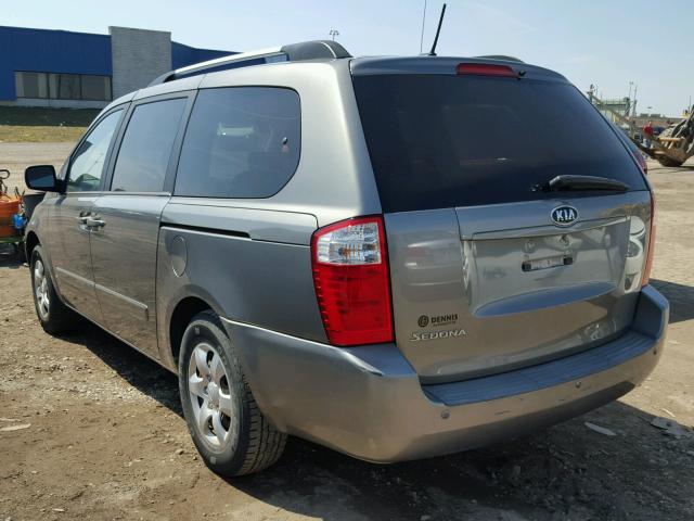 KNDMG4C36A6359622 - 2010 KIA SEDONA LX GRAY photo 3