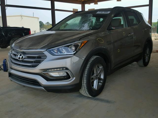 5NMZU3LB4JH061234 - 2018 HYUNDAI SANTA FE S GRAY photo 2