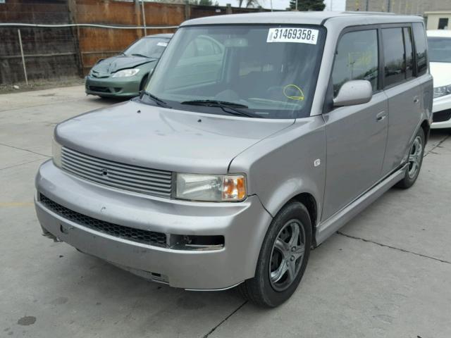 JTLKT324264101953 - 2006 TOYOTA SCION XB SILVER photo 2
