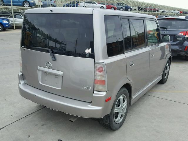 JTLKT324264101953 - 2006 TOYOTA SCION XB SILVER photo 4