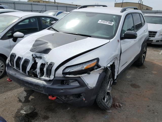 1C4PJMBS2GW360542 - 2016 JEEP CHEROKEE T WHITE photo 2