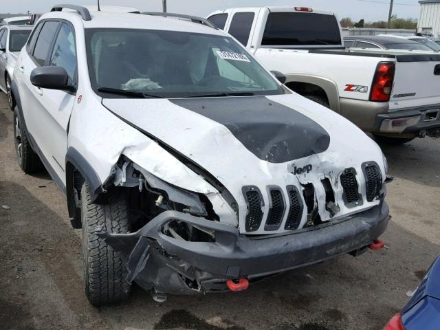 1C4PJMBS2GW360542 - 2016 JEEP CHEROKEE T WHITE photo 9