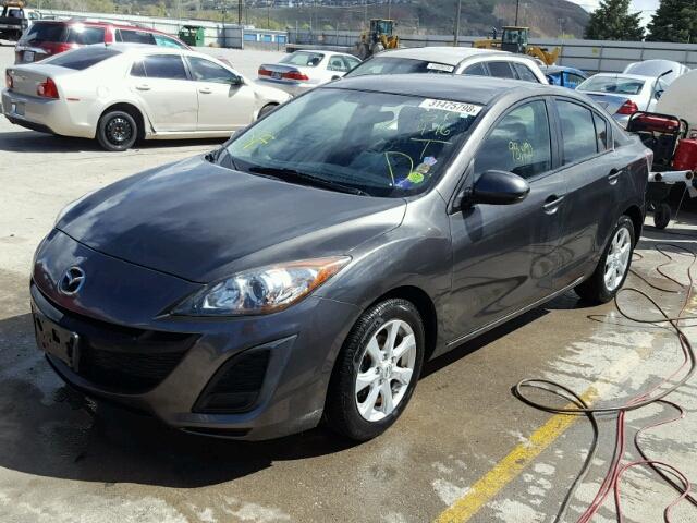 JM1BL1SG9A1251174 - 2010 MAZDA 3 I GRAY photo 2