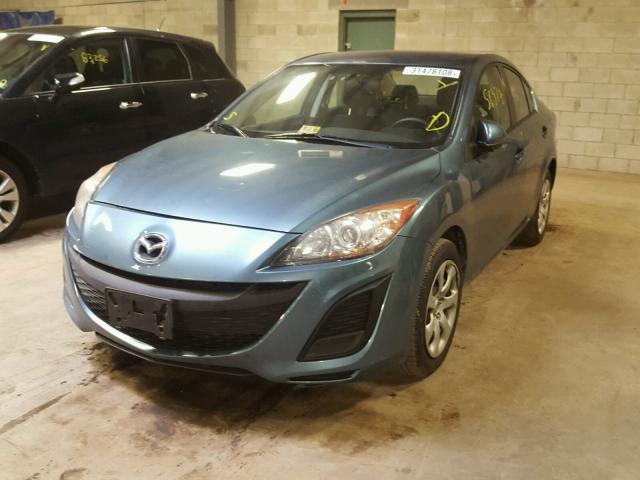 JM1BL1UG8B1375788 - 2011 MAZDA 3 I BLUE photo 2