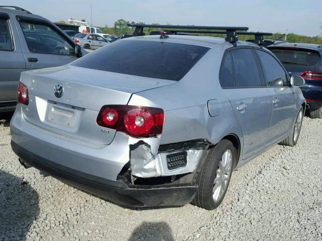 3VWRJ71K18M181130 - 2008 VOLKSWAGEN JETTA WOLF SILVER photo 4