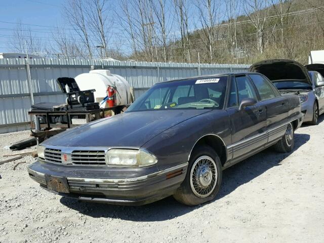 1G3CX52LXR4310675 - 1994 OLDSMOBILE 98 REGENCY GRAY photo 2