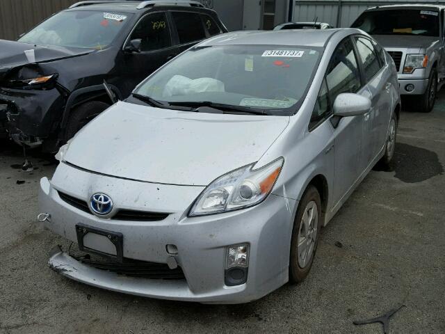 JTDKN3DU1B5242259 - 2011 TOYOTA PRIUS SILVER photo 2