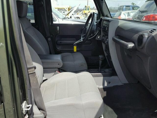 1J4GB59107L142207 - 2007 JEEP WRANGLER S 绿色 照片 5