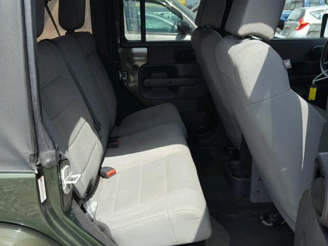 1J4GB59107L142207 - 2007 JEEP WRANGLER S 绿色 照片 6