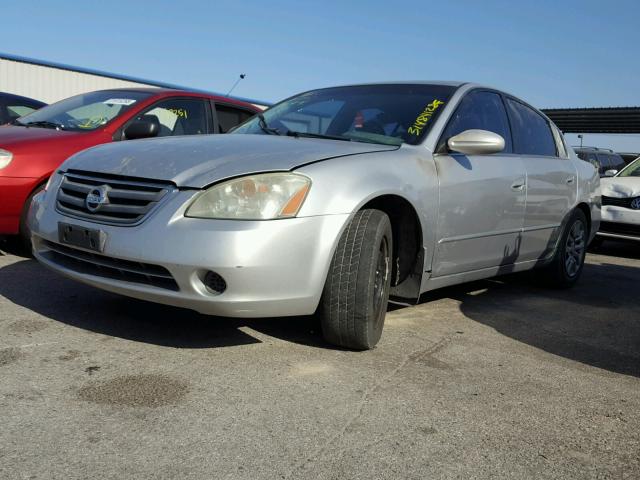 1N4AL11D83C160266 - 2003 NISSAN ALTIMA BAS GRAY photo 2