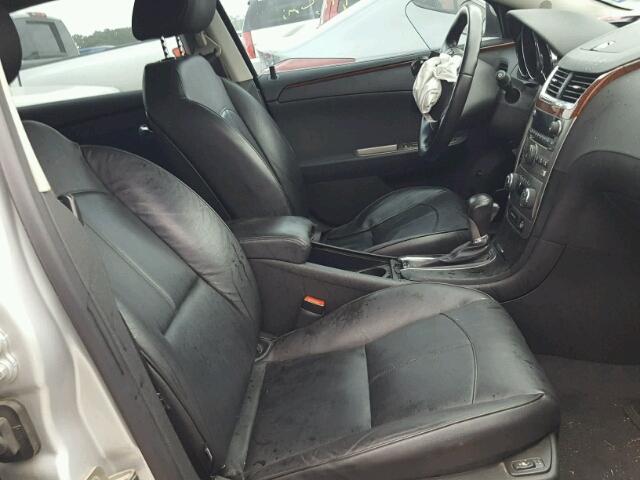 1G1ZE5EU3BF371793 - 2011 CHEVROLET MALIBU LTZ 银色 照片 5