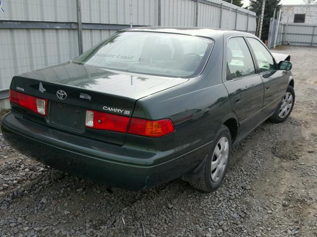 4T1BG22K51U024864 - 2001 TOYOTA CAMRY CE GREEN photo 4