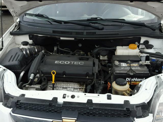 KL1TD5DE2AB047743 - 2010 CHEVROLET AVEO LS 白色 照片 7