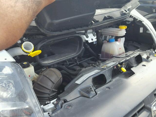 3C6TRVCG6JE112553 - 2018 RAM PROMASTER WHITE photo 7