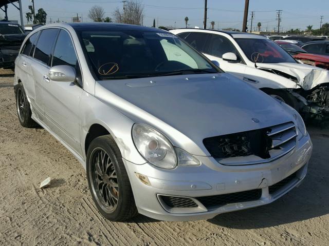 4JGCB65E27A038571 - 2007 MERCEDES-BENZ R 350 SILVER photo 1