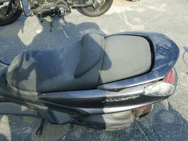 JYASH03Y15A000766 - 2005 YAMAHA YP400 GRAY photo 6