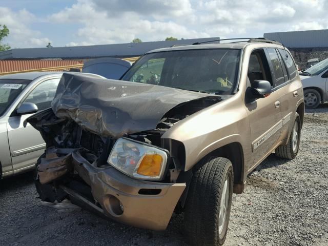 1GKDT13S122328129 - 2002 GMC ENVOY GOLD photo 2