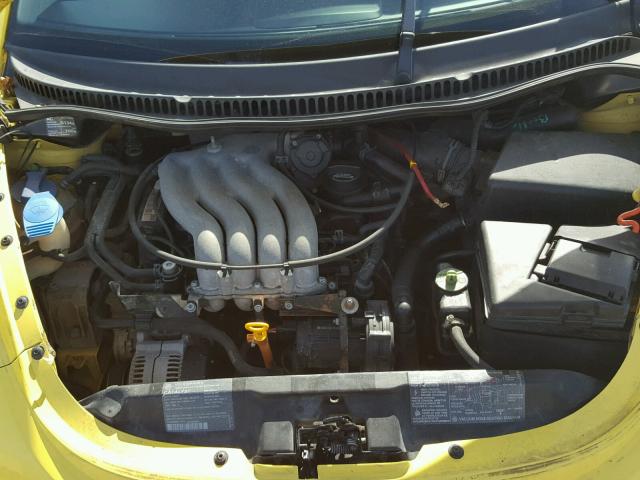 3VWBB61C1WM045174 - 1998 VOLKSWAGEN NEW BEETLE 黄色 照片 7