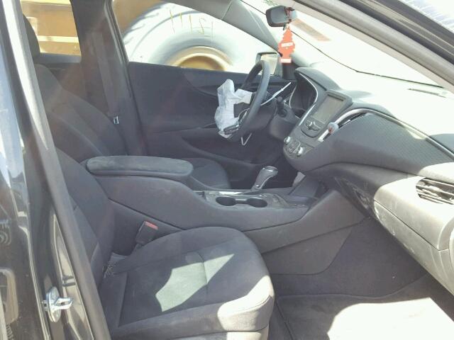 1G1ZB5ST0HF190695 - 2017 CHEVROLET MALIBU LS გრაფიტი ფოტო 5