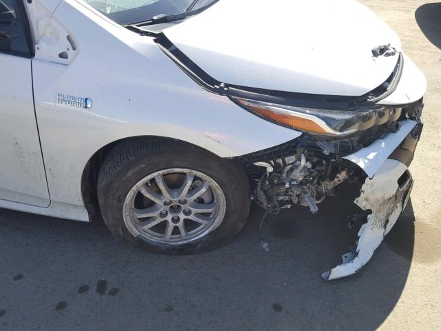 JTDKARFP4H3012886 - 2017 TOYOTA PRIUS PRIM თეთრი ფოტო 9