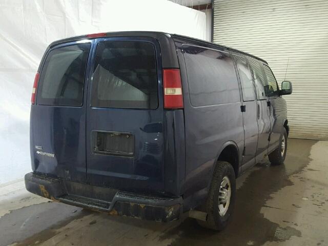 1GCZGFBAXA1122646 - 2010 CHEVROLET EXPRESS G2 BLUE photo 4