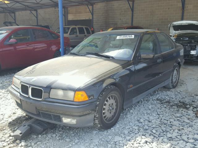 WBACB4328SFM03930 - 1995 BMW 325 I AUTO BLACK photo 2