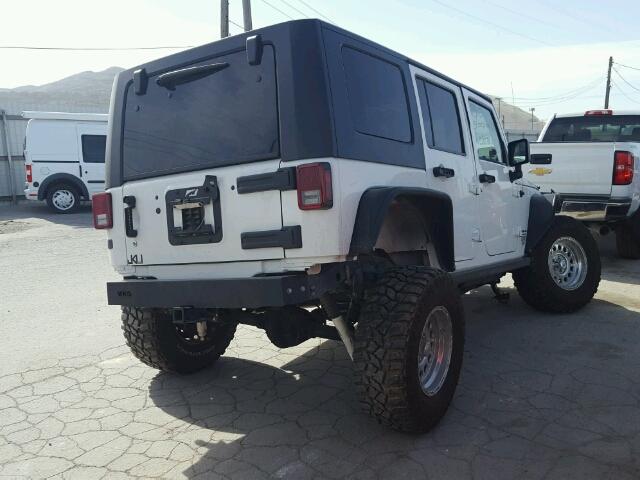 1J4GA69188L599650 - 2008 JEEP WRANGLER U WHITE photo 4